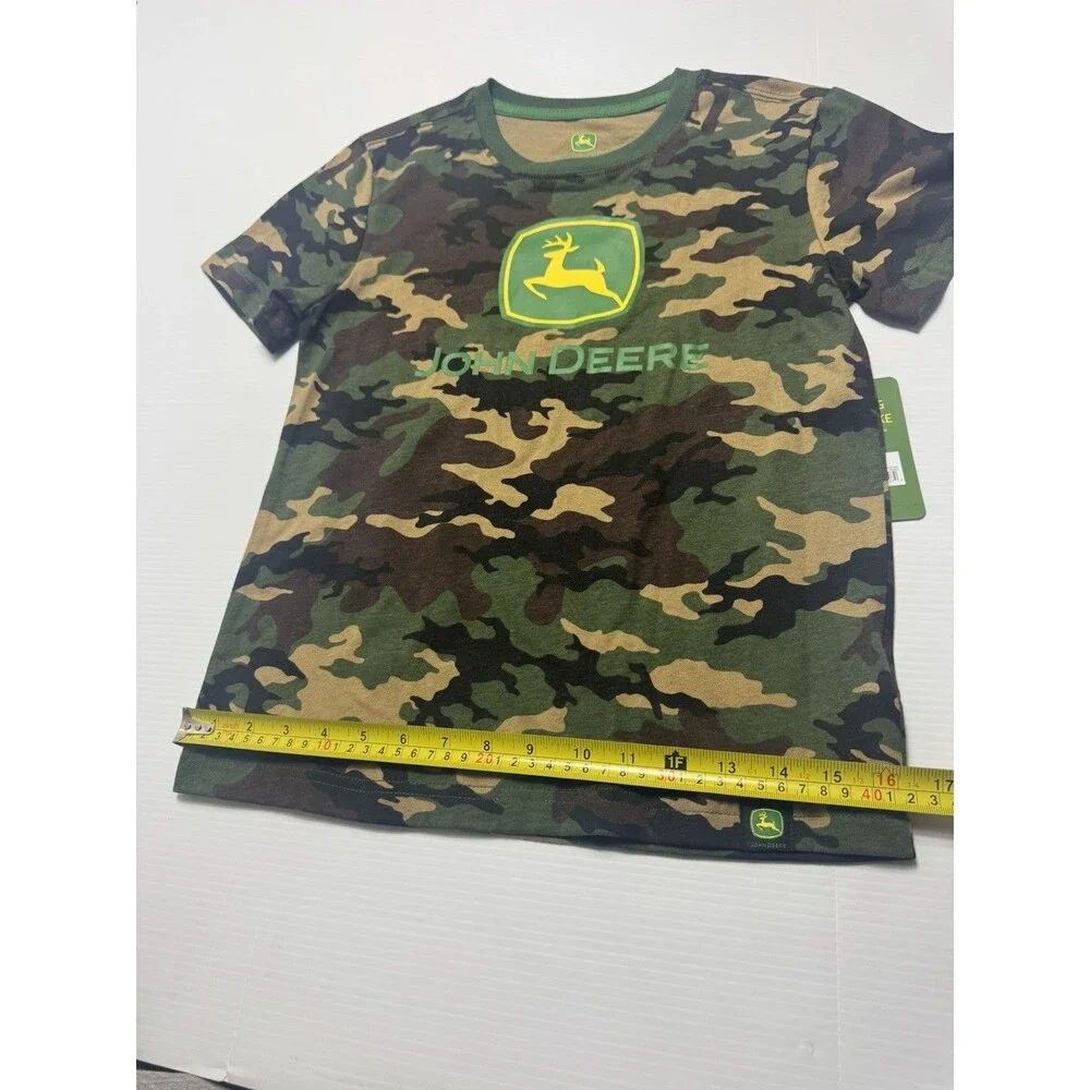 John Deere Kids Camo Logo T-Shirt Size M (8) Green Short Sleeve NWT